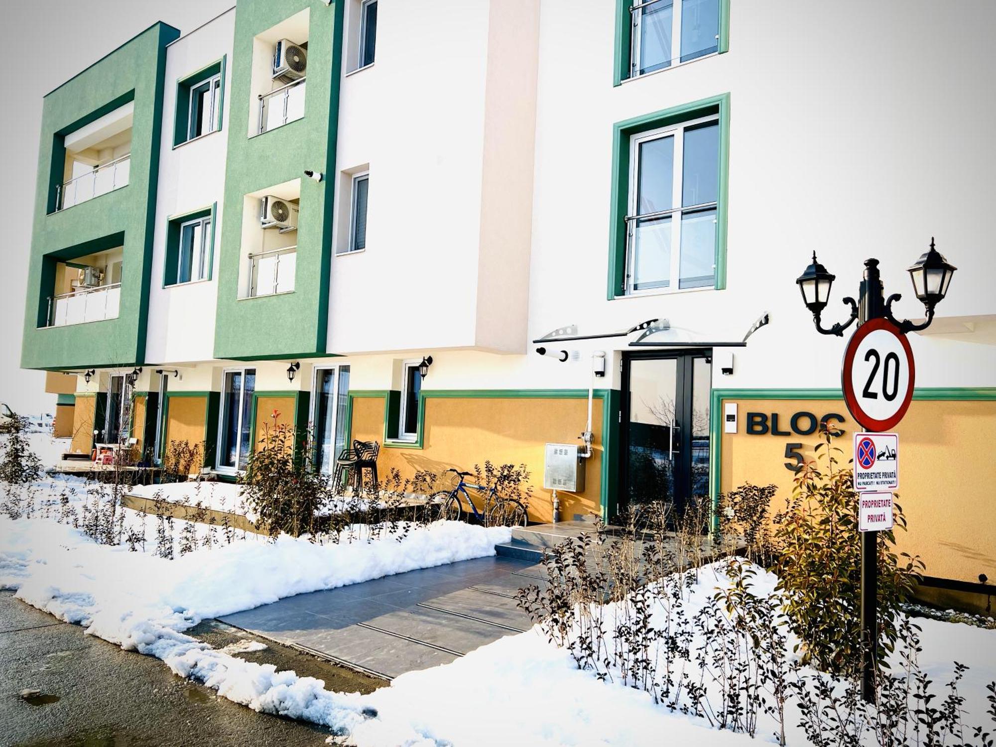 Airport Gardens Loft Apartment Otopeni Exterior photo